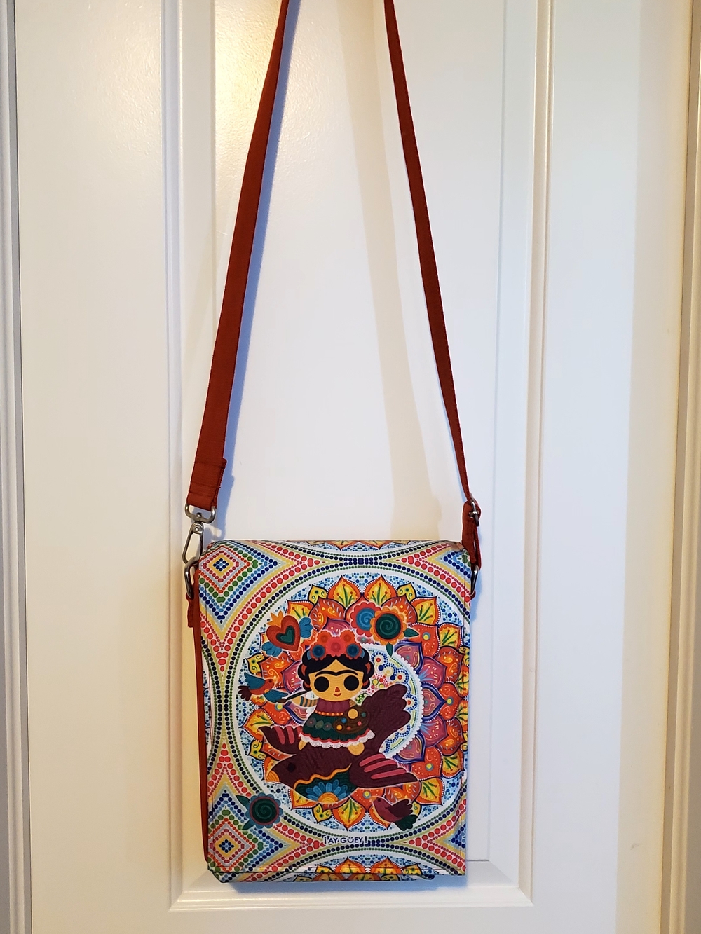 Colorful Frida-Inspired Crossbody Bag in Multicolor